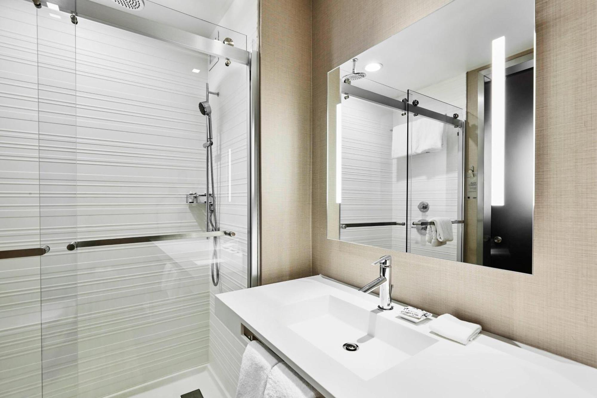 เอซี โฮเต็ล ซินซินนาติ แอท เดอะแบงค์ส Hotel ซินซินแนติ ภายนอก รูปภาพ