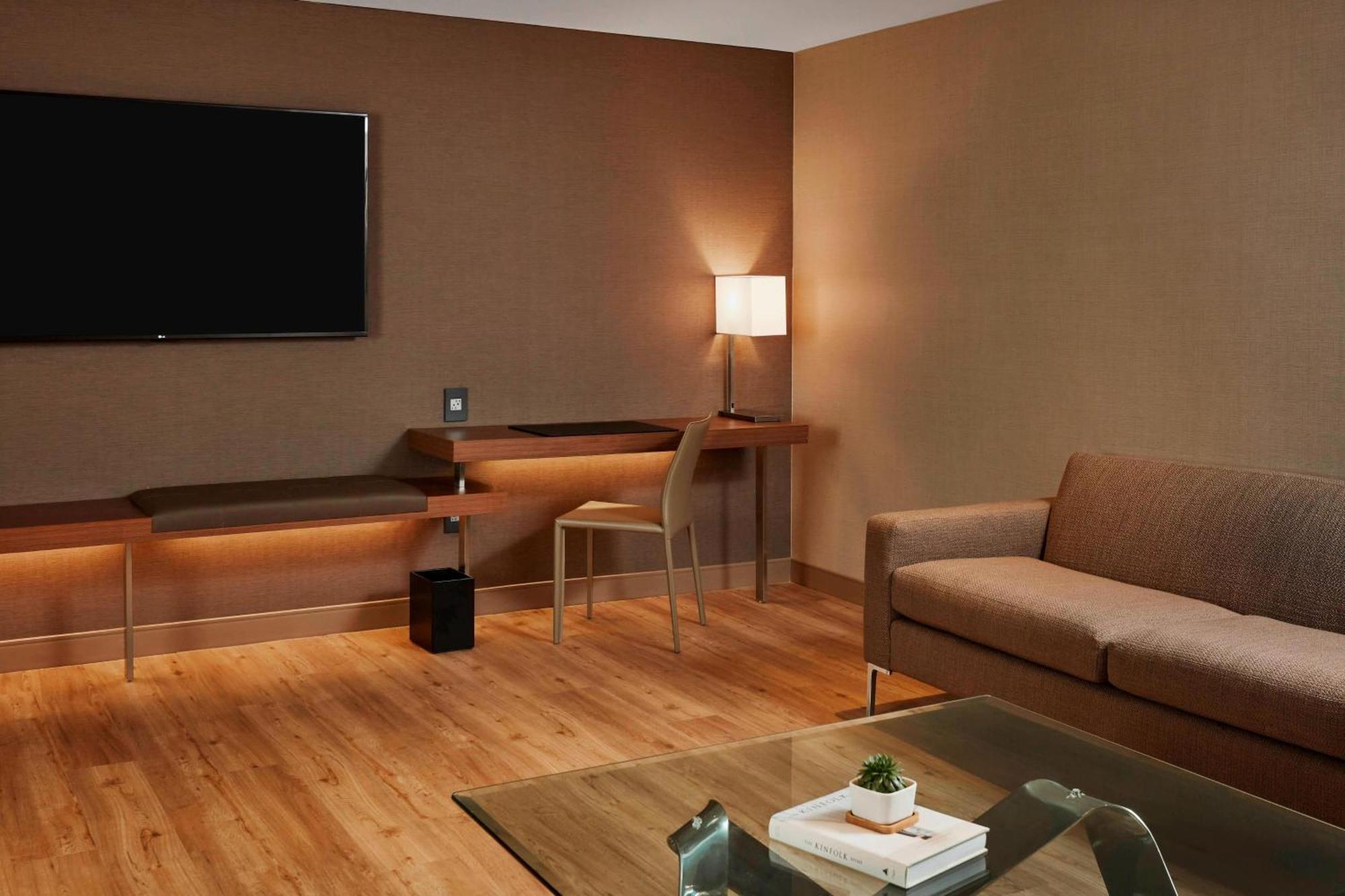 เอซี โฮเต็ล ซินซินนาติ แอท เดอะแบงค์ส Hotel ซินซินแนติ ภายนอก รูปภาพ