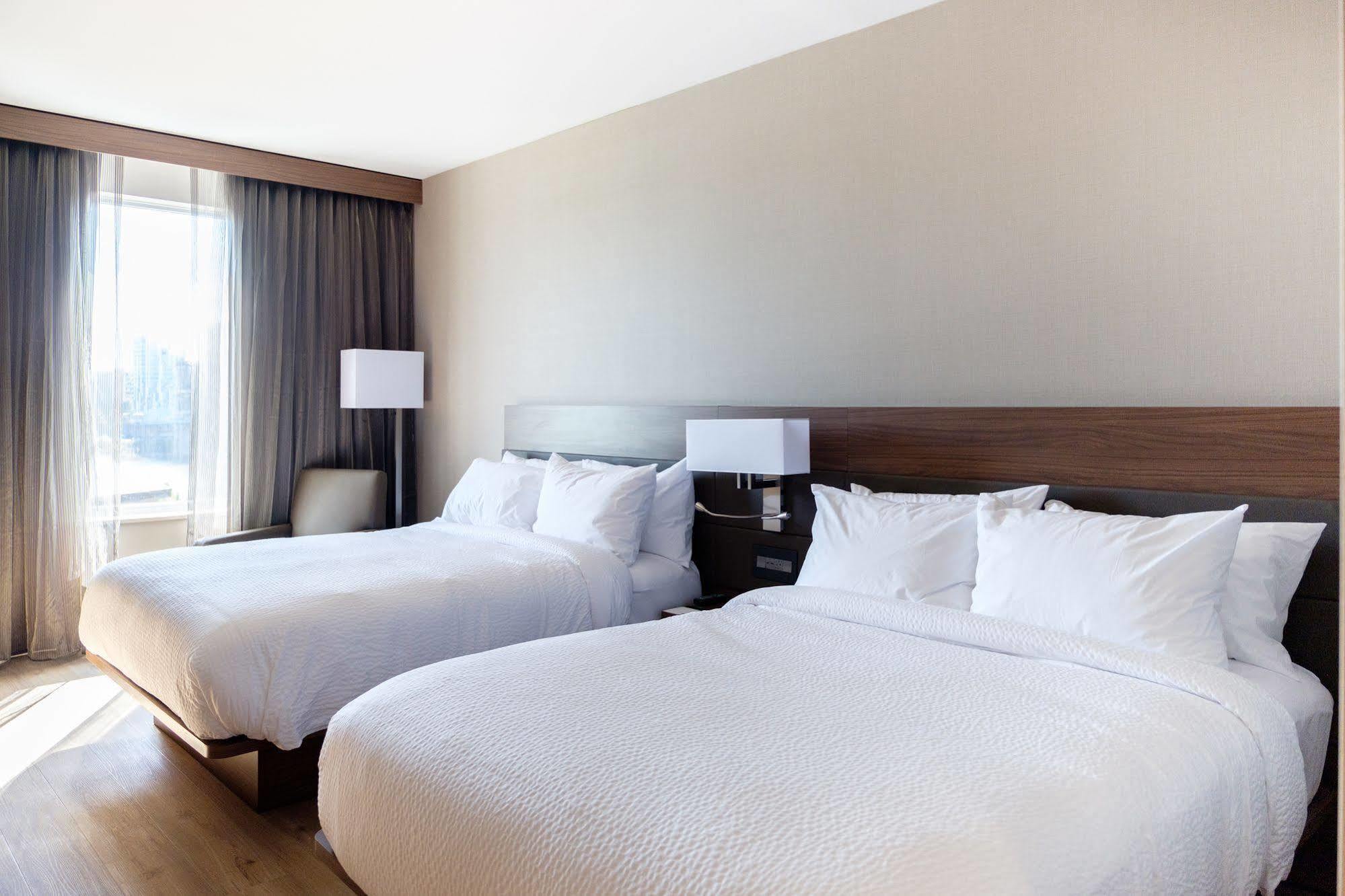 เอซี โฮเต็ล ซินซินนาติ แอท เดอะแบงค์ส Hotel ซินซินแนติ ภายนอก รูปภาพ
